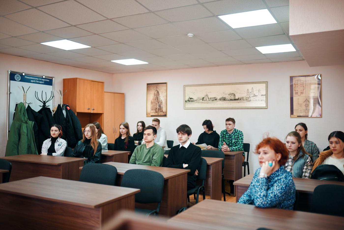 Экскурсия студентов ФТУГ в Национальный исторический архив Беларуси